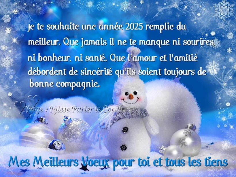 Un bonhomme de neige souriant entouré de décorations hivernales, célébrant la nouvelle année dans une scène festive et scintillante.