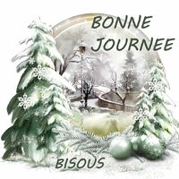 Un doux paysage d’hiver, où la neige scintille comme des étoiles et transforme chaque détour du chemin en promesse de tendresse et de sérénité.