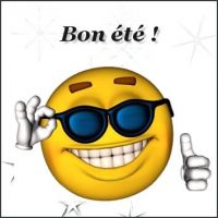 Emoticône portant des lunettes de soleil, prêt pour l'été !